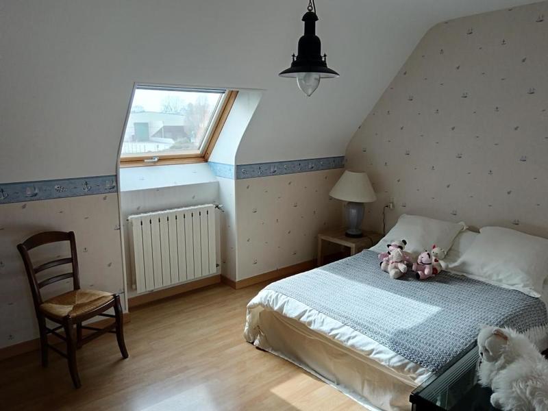 Maison - 242 m² - 9 pièces