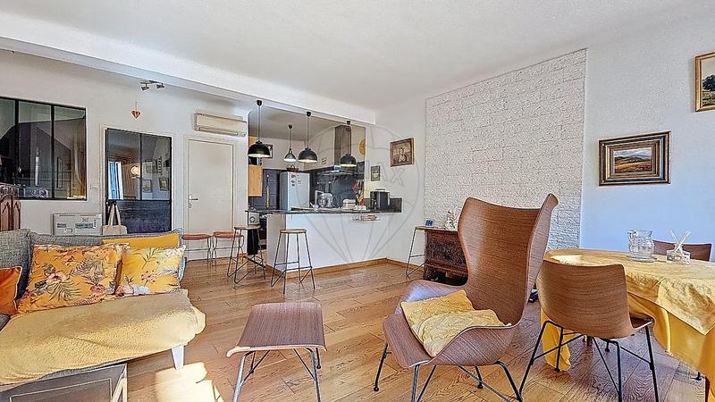 Maison de ville - 115 m² - 4 pièces