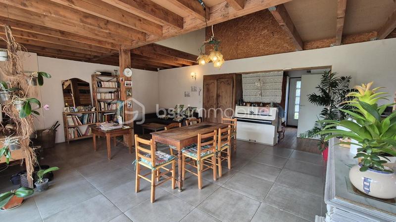 Maison - 100 m² - 4 pièces