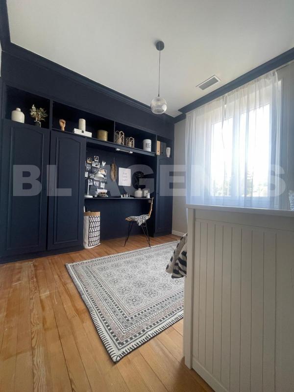 Maison bourgeoise - 166 m² - 7 pièces