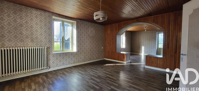 Maison - 220 m² - 8 pièces