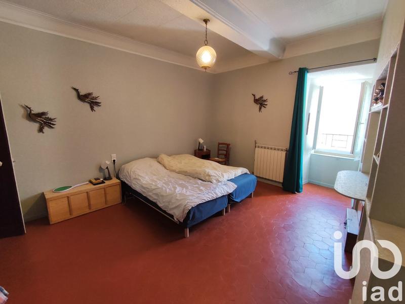 Maison de village - 300 m² - 8 pièces