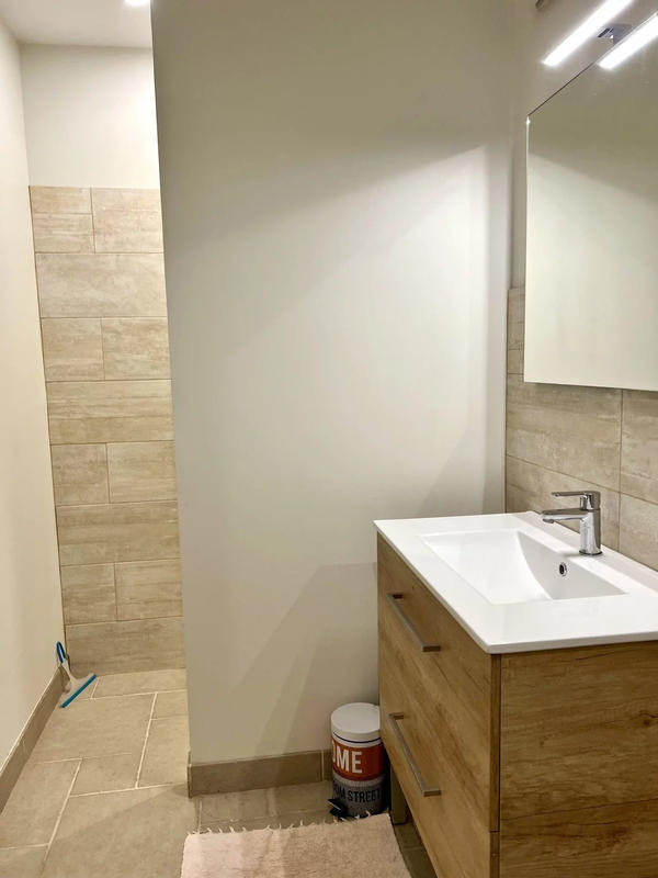 Maison - 280 m² - 10 pièces