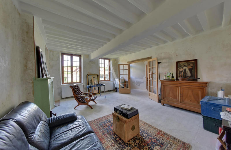 Maison - 218 m² - 6 pièces