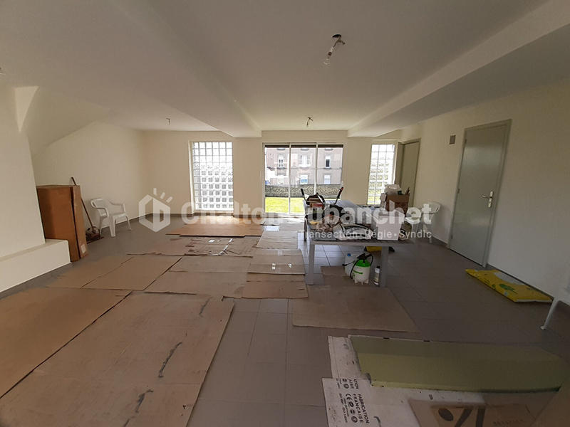 Immeuble - 269 m² - 5 pièces