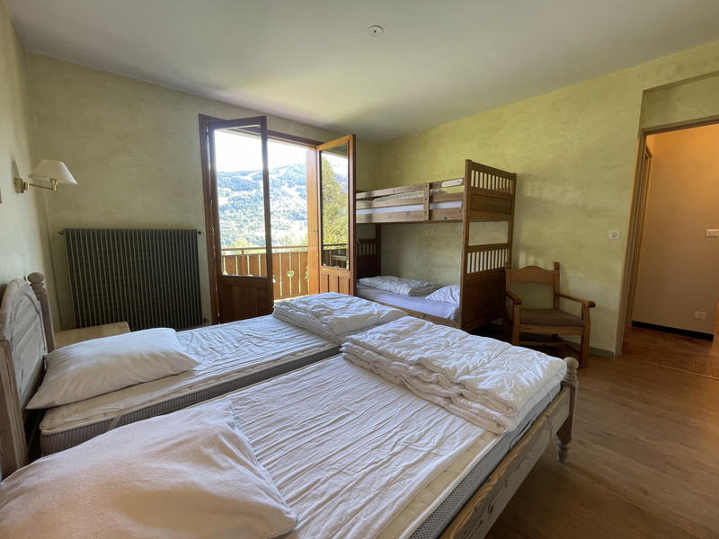 Maison - 210 m² - 7 pièces