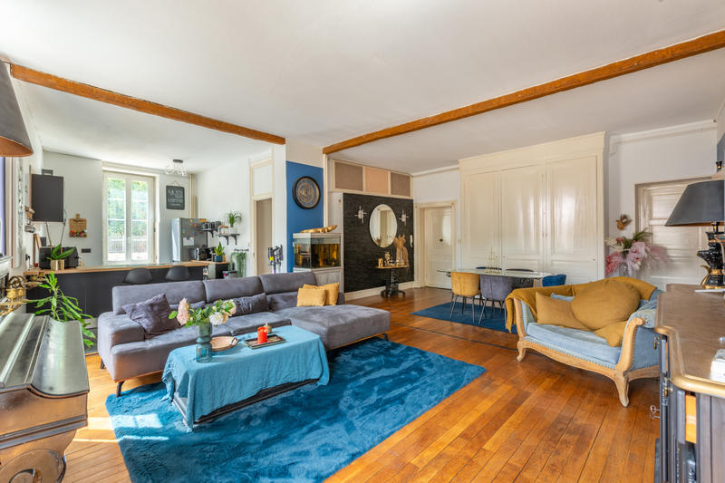 Appartement - 136 m² - 4 pièces