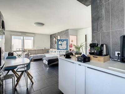 Appartement - 91 m² - 5 pièces