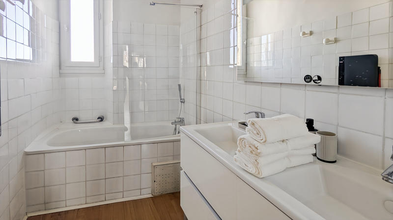 Appartement - 90 m² - 4 pièces