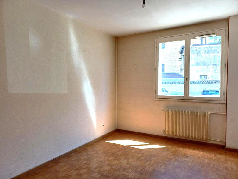 Appartement - 79 m² - 4 pièces