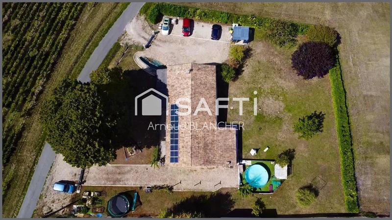 Maison - 141 m² - 8 pièces