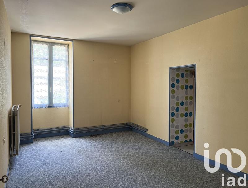 Maison - 247 m² - 8 pièces