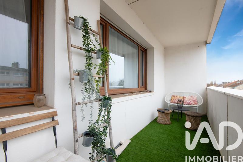 Appartement - 105 m² - 4 pièces