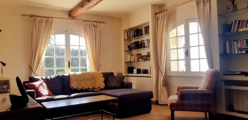 Villa - 180 m² - 6 pièces