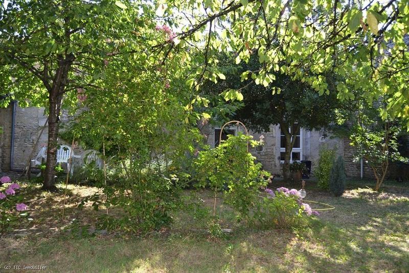 Maison de ville - 99 m² - 4 pièces