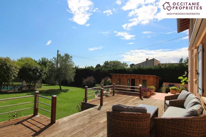 Maison - 229 m² - 9 pièces