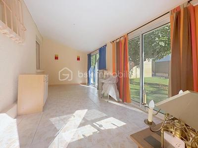 Maison - 80 m² - 3 pièces