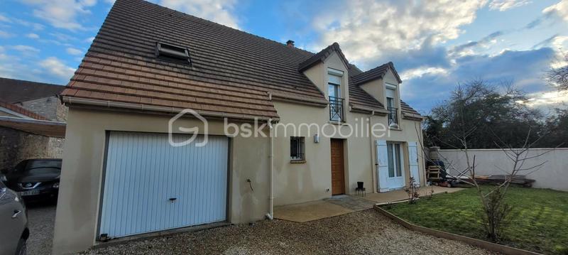 Maison - 170 m² - 8 pièces
