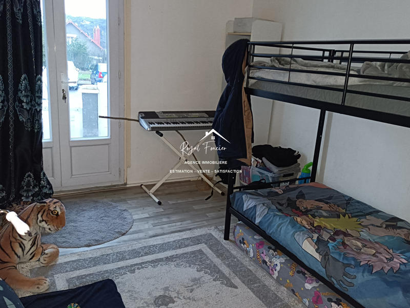 Appartement - 82 m² - 5 pièces