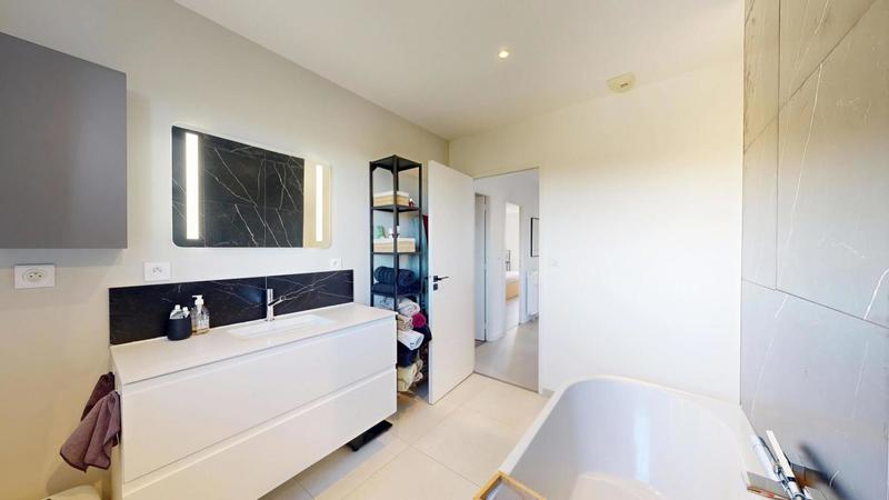 Maison - 125 m² - 5 pièces