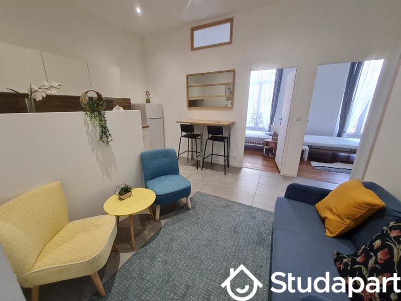 Appartement - 80 m² - 5 pièces