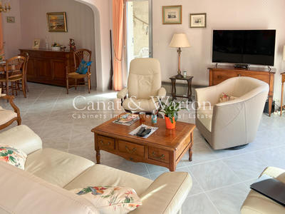 Villa - 220 m² - 7 pièces