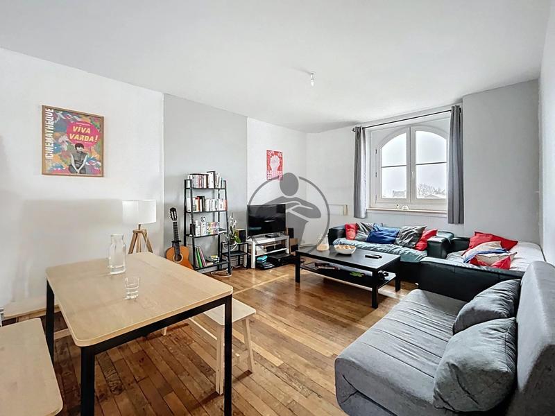 Appartement - 103 m² - 6 pièces