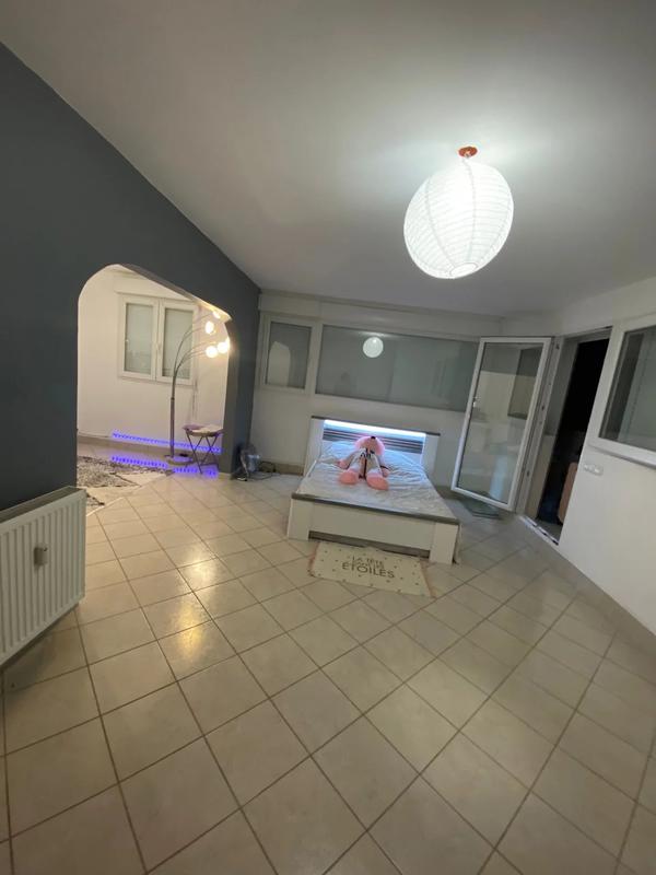 Appartement - 165 m² - 7 pièces