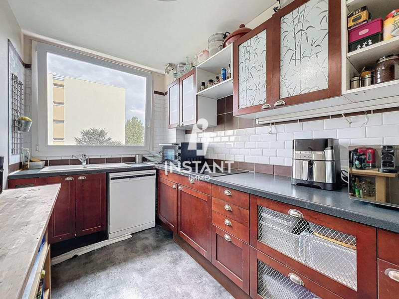 Appartement - 82 m² - 4 pièces