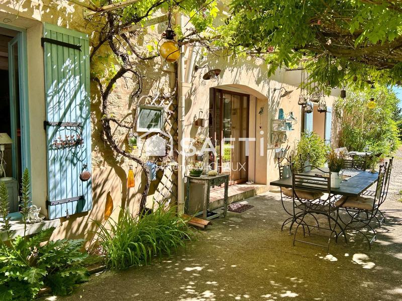 Maison - 400 m² - 8 pièces