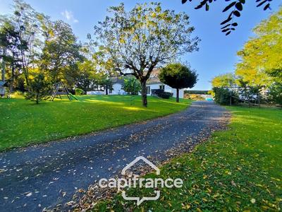 Maison - 157 m² - 7 pièces