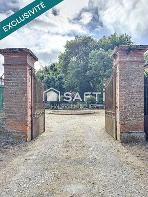 Maison de maîtres - 464 m² - 11 pièces