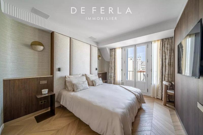 Appartement - 127 m² - 4 pièces