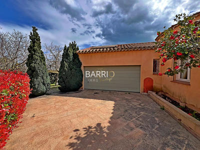 Maison - 208 m² - 7 pièces