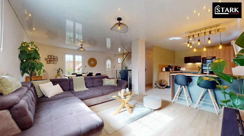 Maison - 103 m² - 5 pièces