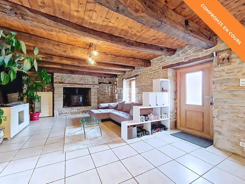 Maison en pierre - 125 m² - 6 pièces