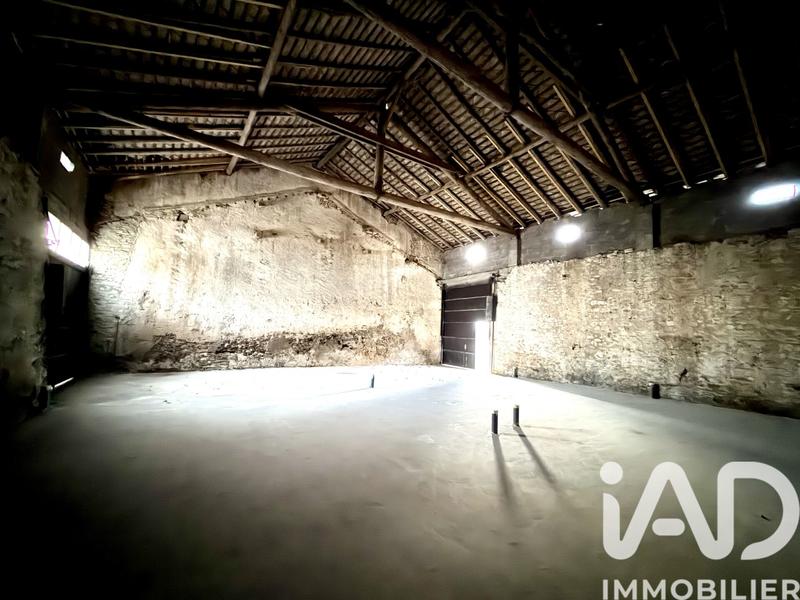 Maison - 185 m² - 1 pièce