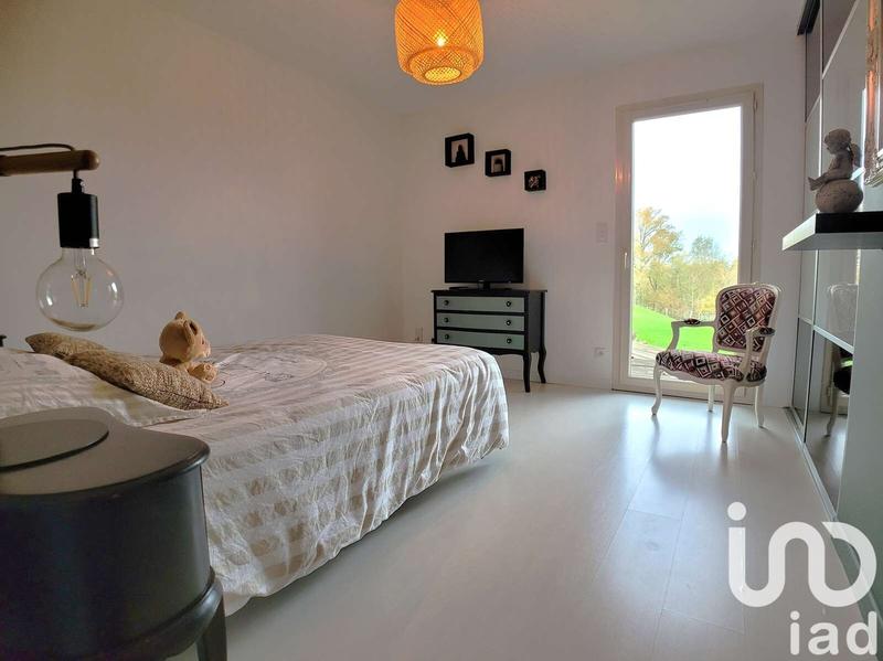 Maison - 141 m² - 7 pièces