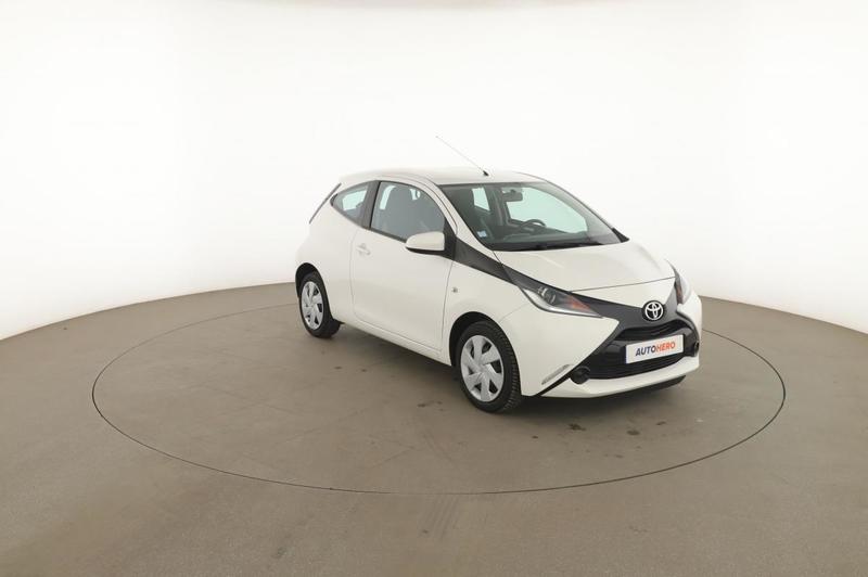 Toyota Aygo 1.0 Vvt-i X-Play 3p 69 ch
