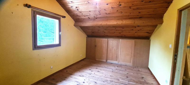 Maison - 240 m² - 12 pièces