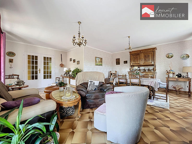 Maison - 162 m² - 6 pièces