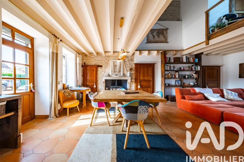 Maison - 300 m² - 9 pièces