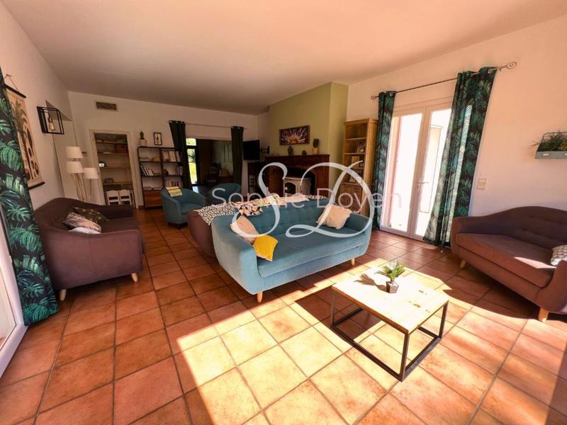 Maison - 523 m² - 14 pièces