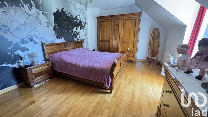 Maison - 175 m² - 8 pièces