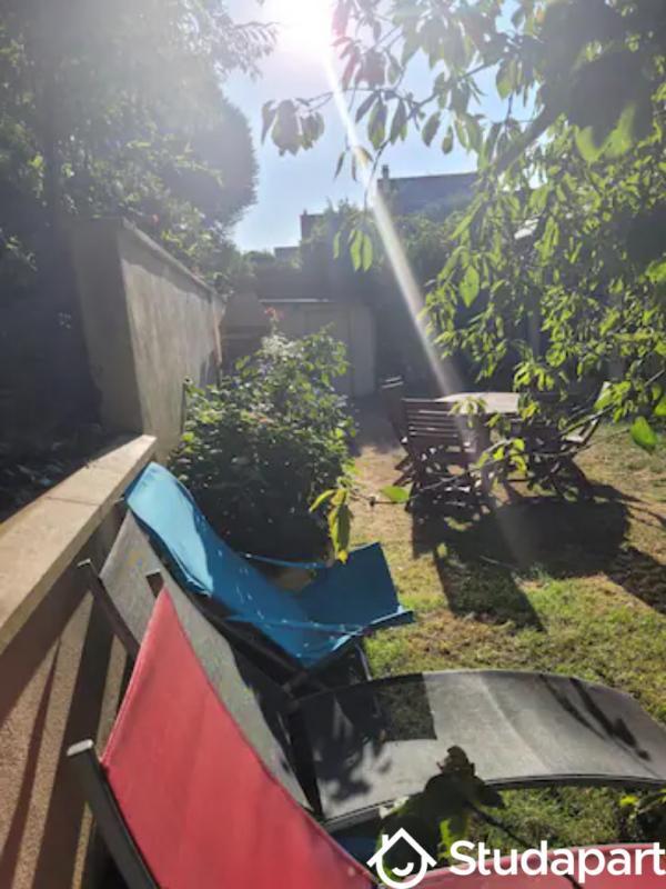 Chambre - 10 m² - 1 pièce