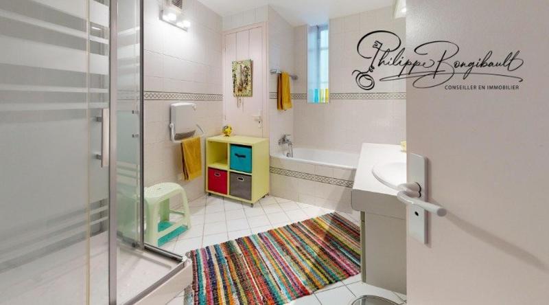 Maison de maîtres - 200 m² - 9 pièces