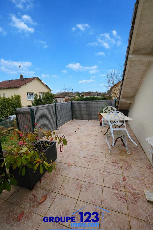 Maison - 166 m² - 8 pièces