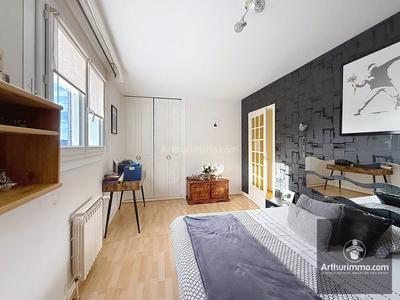 Maison - 144 m² - 7 pièces