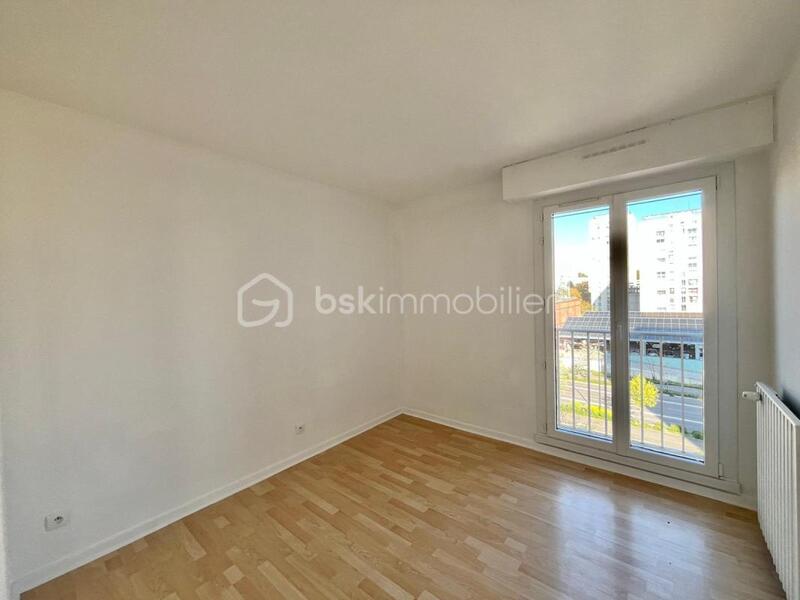 Appartement - 64 m² - 3 pièces