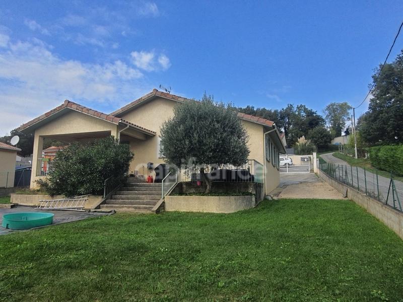 Maison - 110 m² - 4 pièces